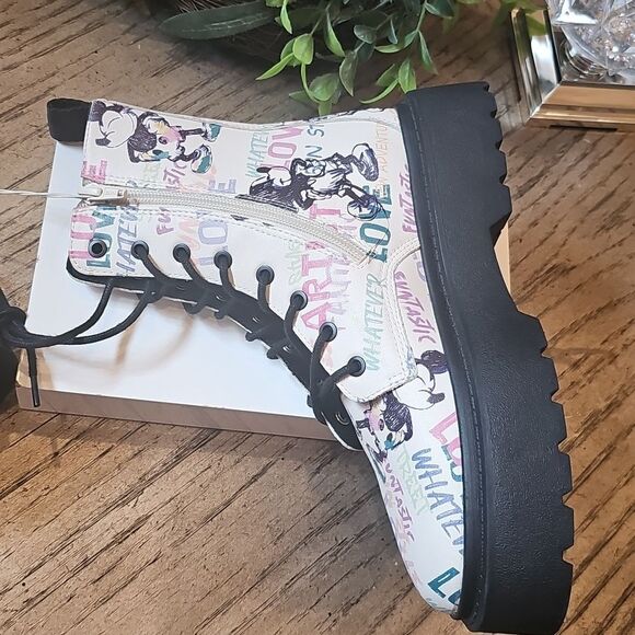 Disney Mickey Mouse 100th Anniversary Boots Size 7 NWT Zara - Picture 3 of 12